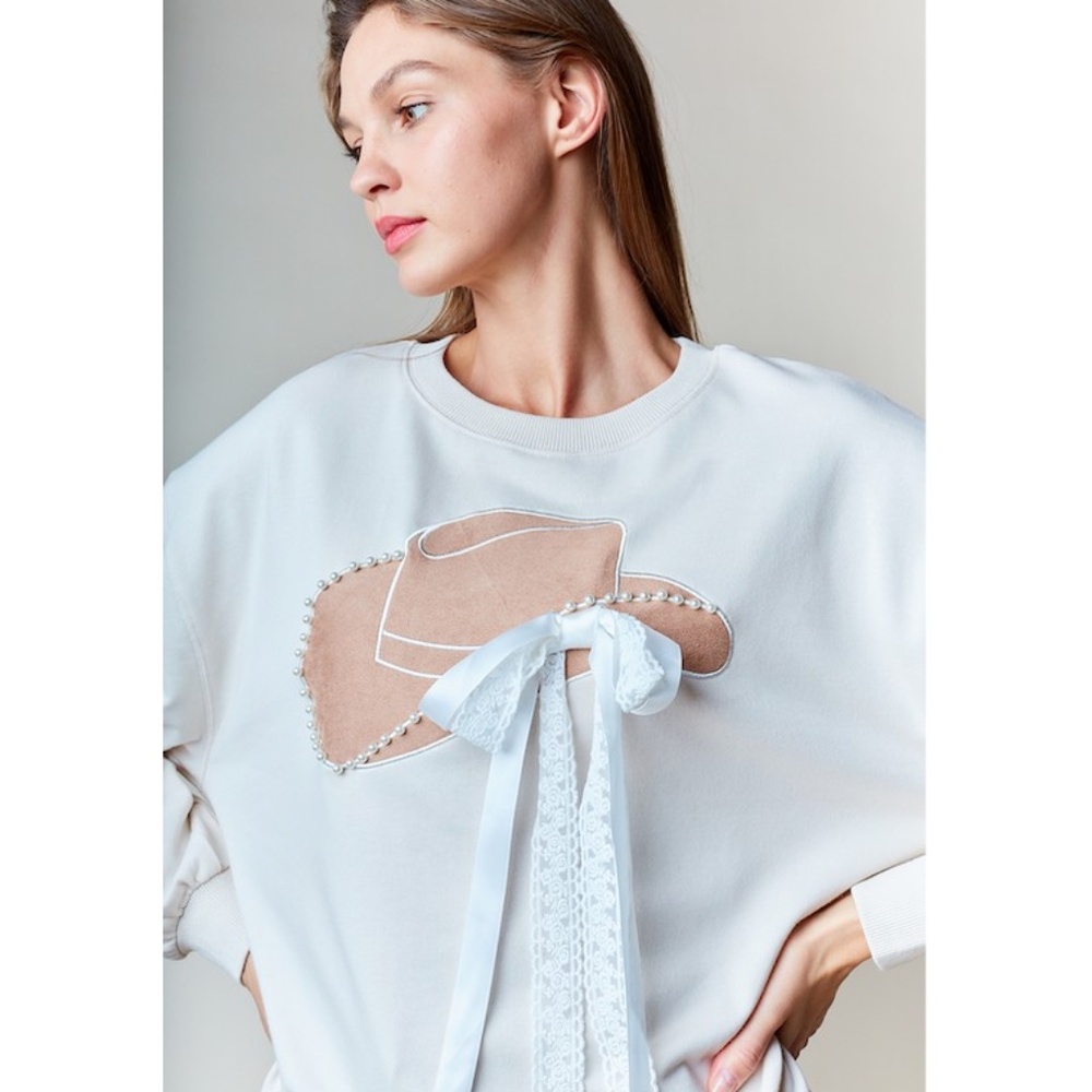 "The Zelda" Cream Cowgirl Hat Applique Sweatshirt